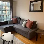 2 Bed Apt, Hoxton, Canal Views